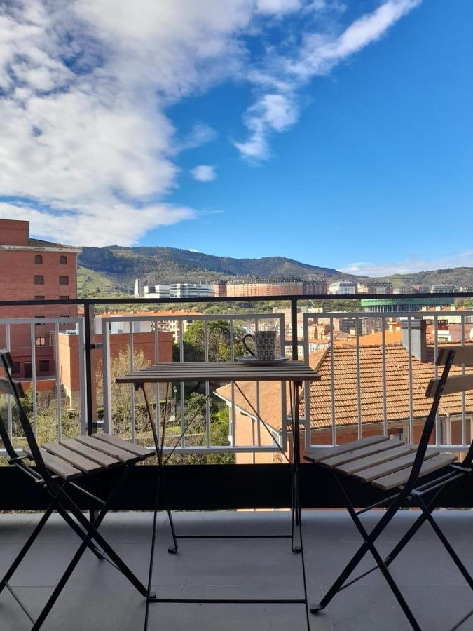 Alojamiento Moderno Y Sofisticado Con Vistas A La Ciudad Bilbao Luaran gambar