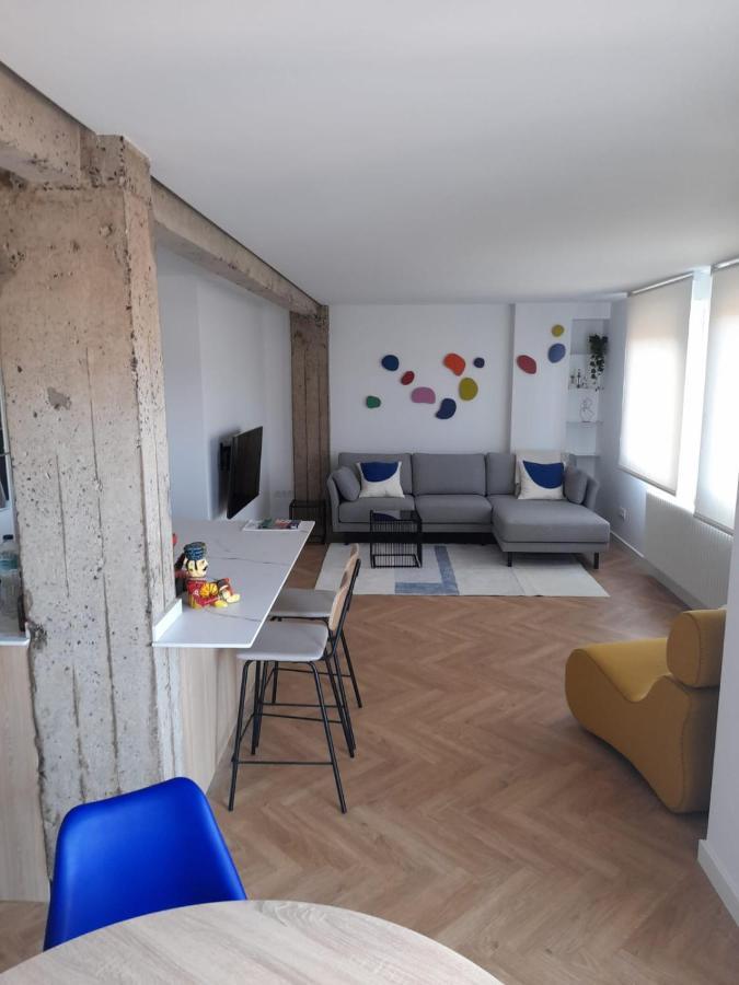 Alojamiento Moderno Y Sofisticado Con Vistas A La Ciudad Bilbao Luaran gambar